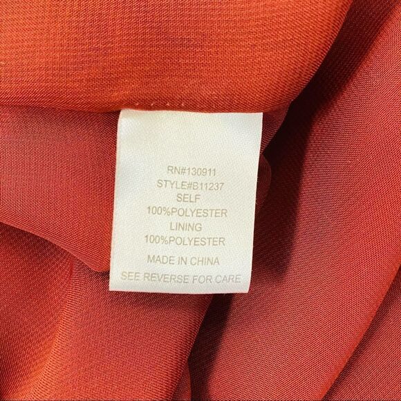 Black Rain boho peasant top in dark red and black rose print size medium - Picture 6 of 6